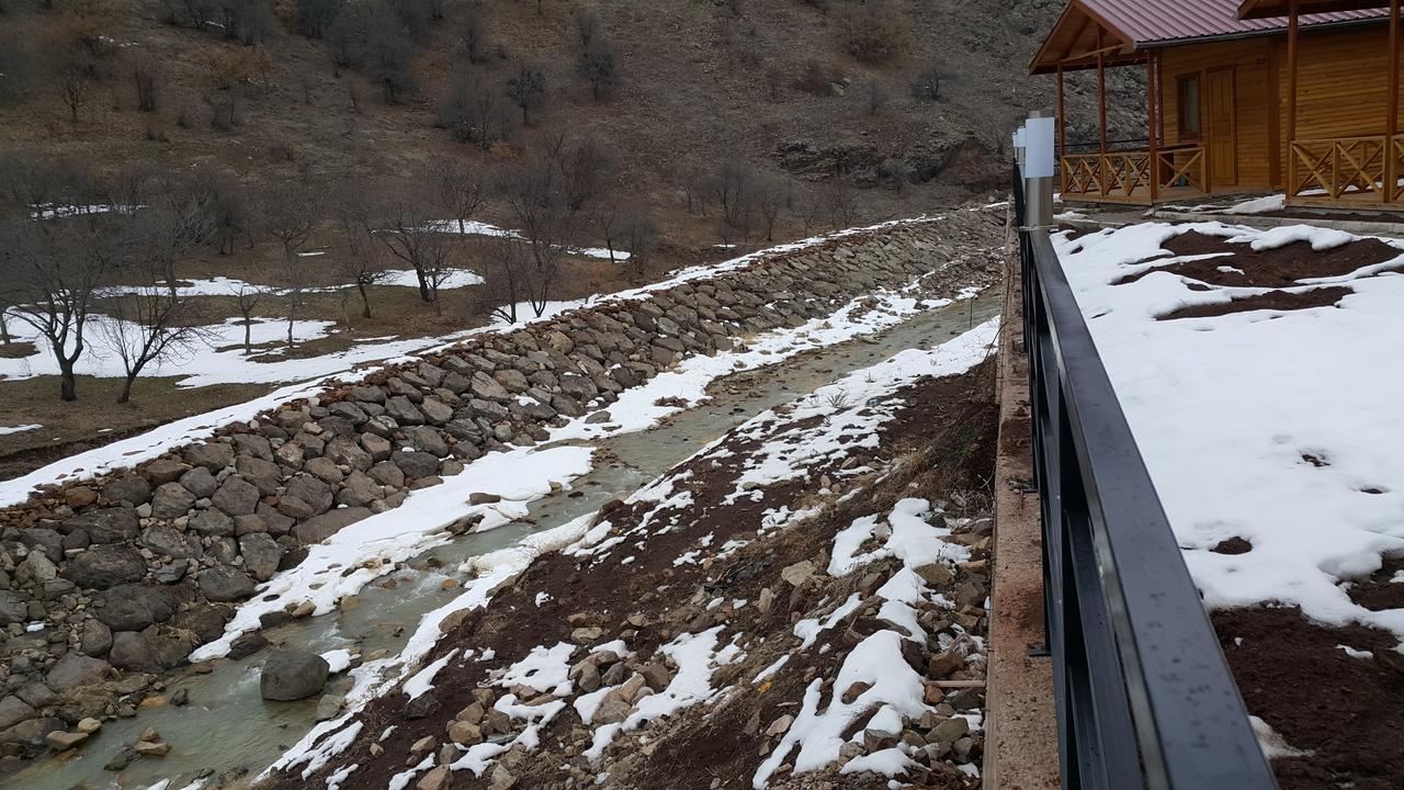 Karsi Bahce Hotel Sebinkarahisar Екстериор снимка