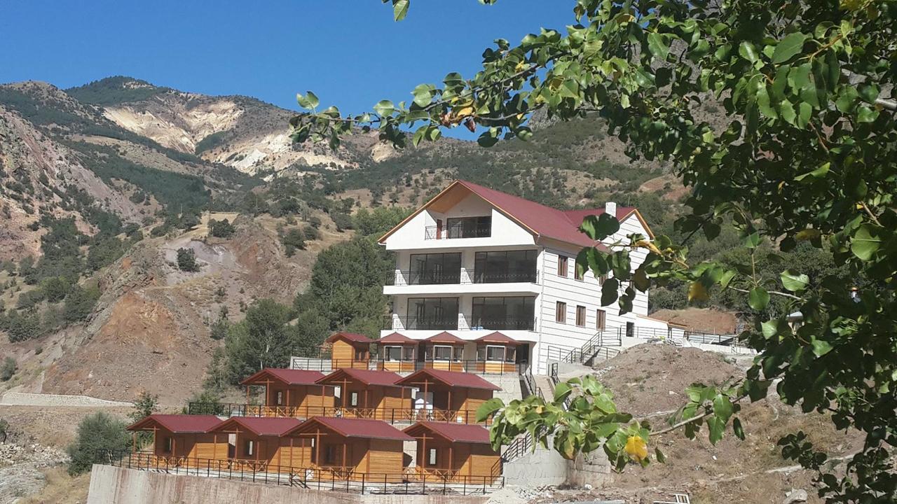 Karsi Bahce Hotel Sebinkarahisar Екстериор снимка