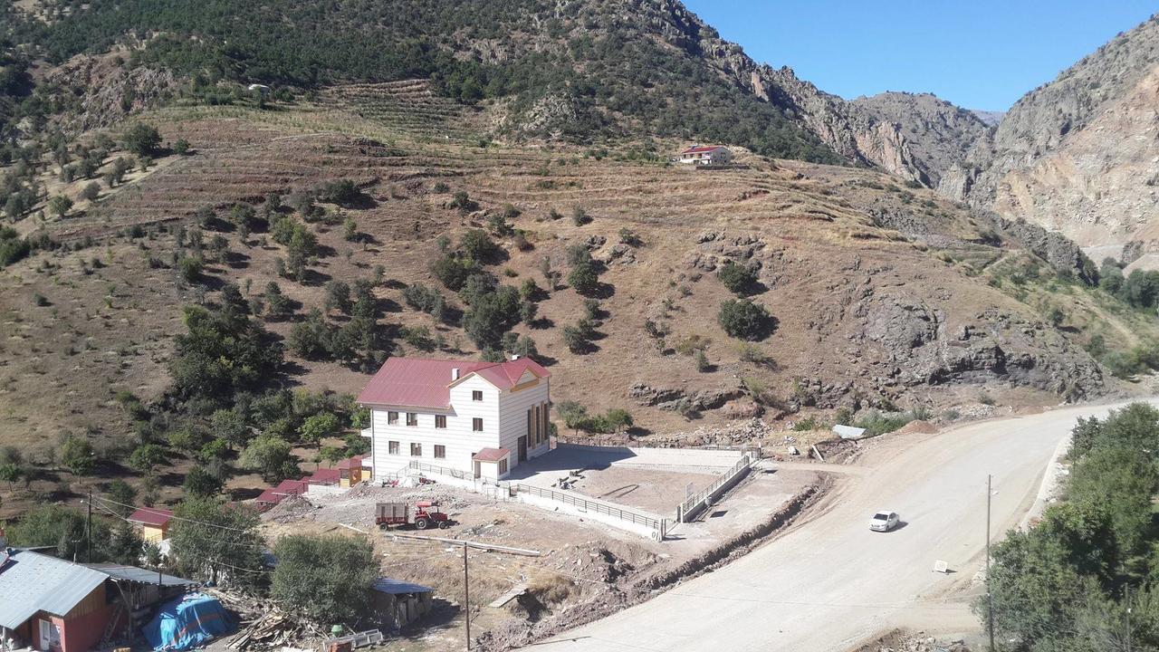 Karsi Bahce Hotel Sebinkarahisar Екстериор снимка